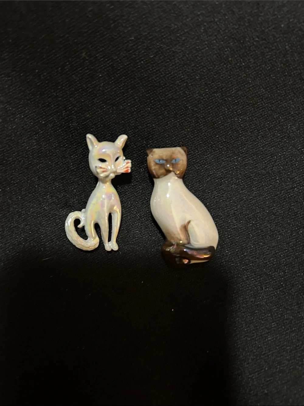 Iridescent White Cat Enamel Pin Set - Decorative Cat Pins